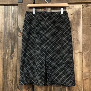 Caslon Black and Beige Skirt with Front Pleat.